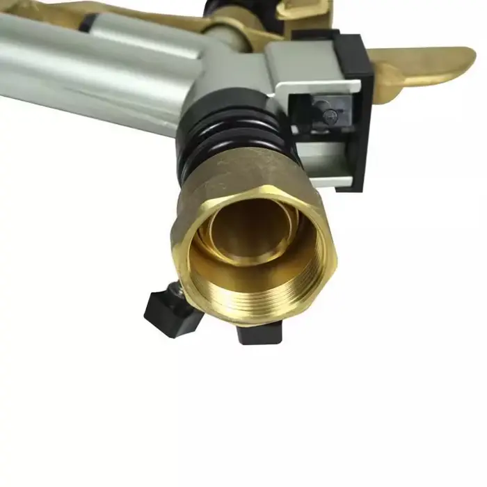 Équipement de tête de pulvérisation rotative automatique pour l'arrosage et l'irrigation agricole
