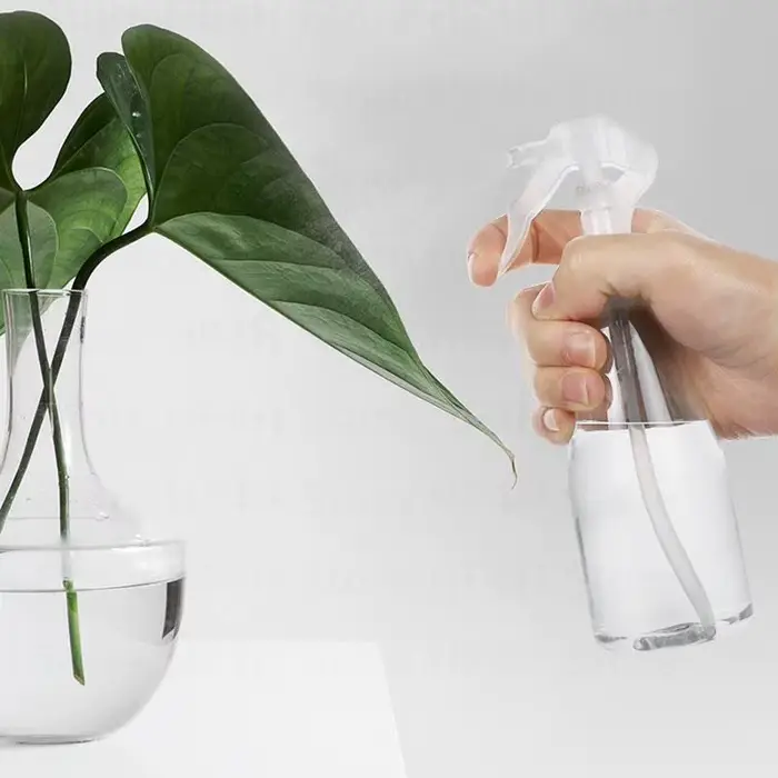 Arroseur en plastique pour plantes et fleurs, bouteille de pulvérisation d'eau, outil de jardin, net